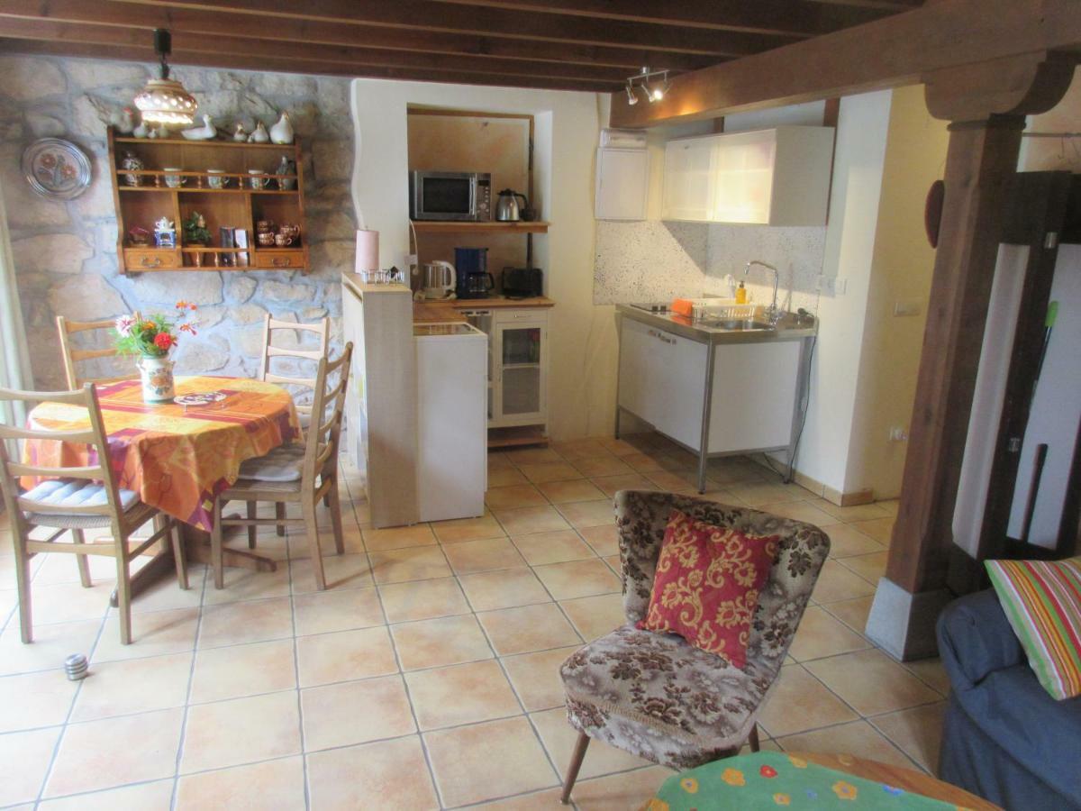 La Muria Apartment Onís Buitenkant foto